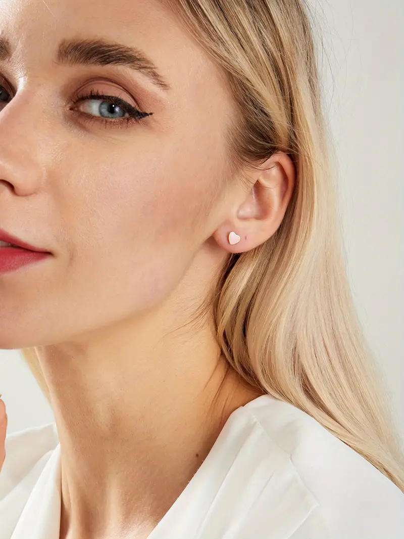 Vegas Heart Shaped Studs / Stainless Steel