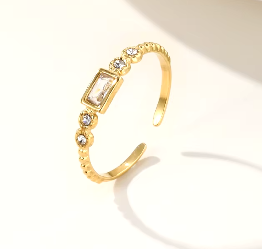 Lagertha Crystal Ring / 18K Gold Plated - Nina Kane Jewellery
