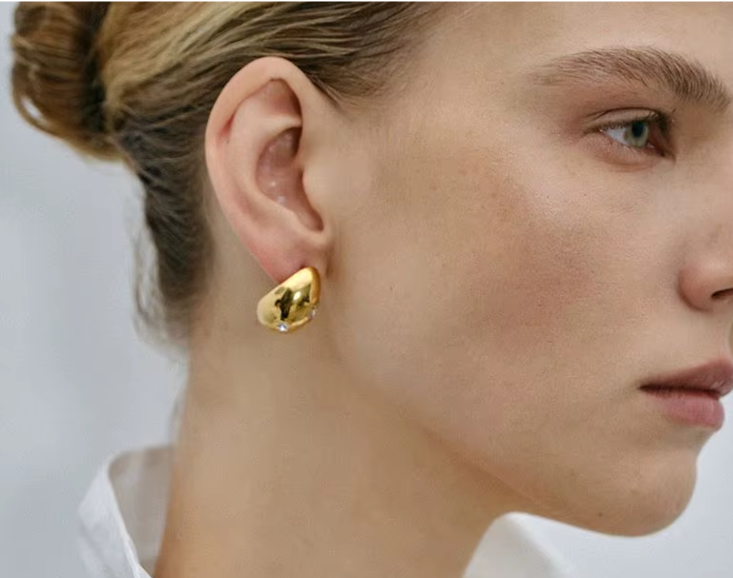 Willow Waterdrop Stud Earrings / 18K Gold Plated - Nina Kane Jewellery