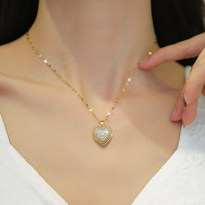 Cora Heart Pearl Necklace / Stainless Steel