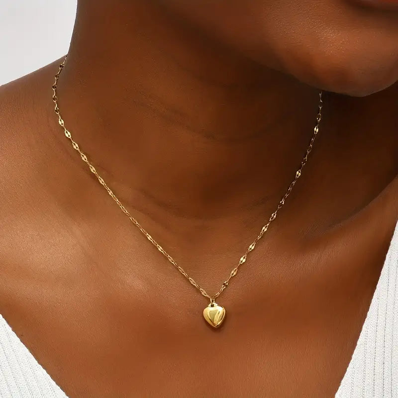 Rhea Heart Shaped Pendant / 18K Gold Plated