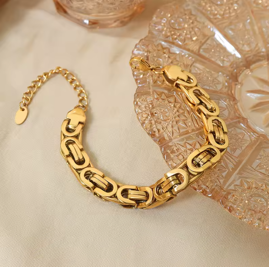 Nicole Chunky Watchband Bracelet / 18K Gold Plated - Nina Kane Jewellery