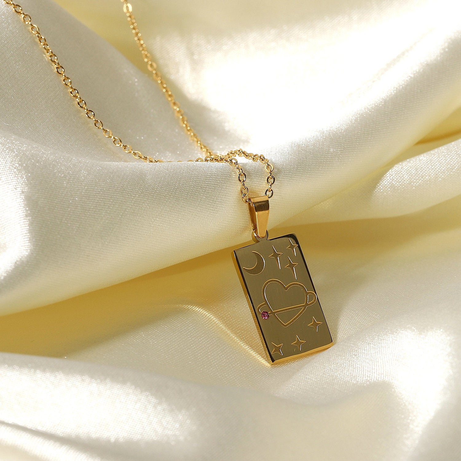 Morgan Heart Sky Pendant / 18K Gold Plated
