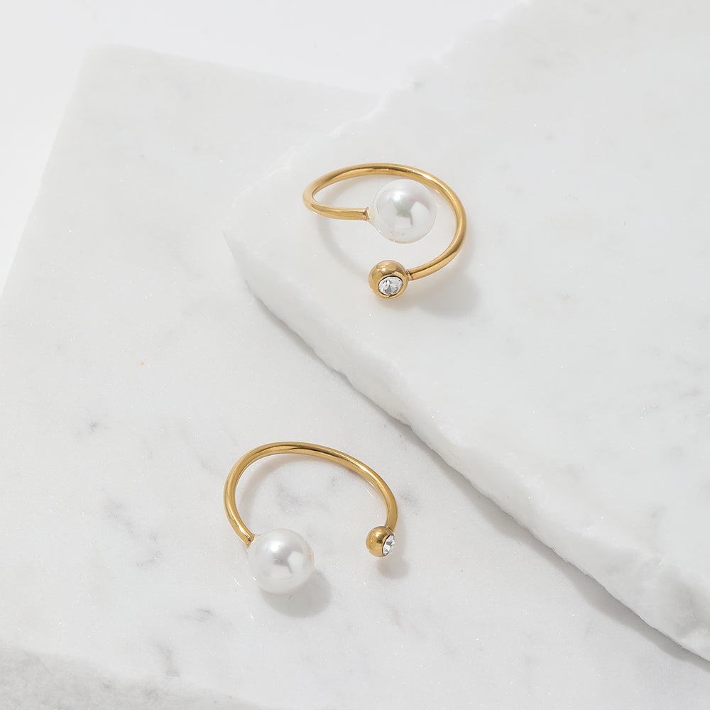 Medina Pearl & Diamond Adjustable Ring / 18K Gold Plated