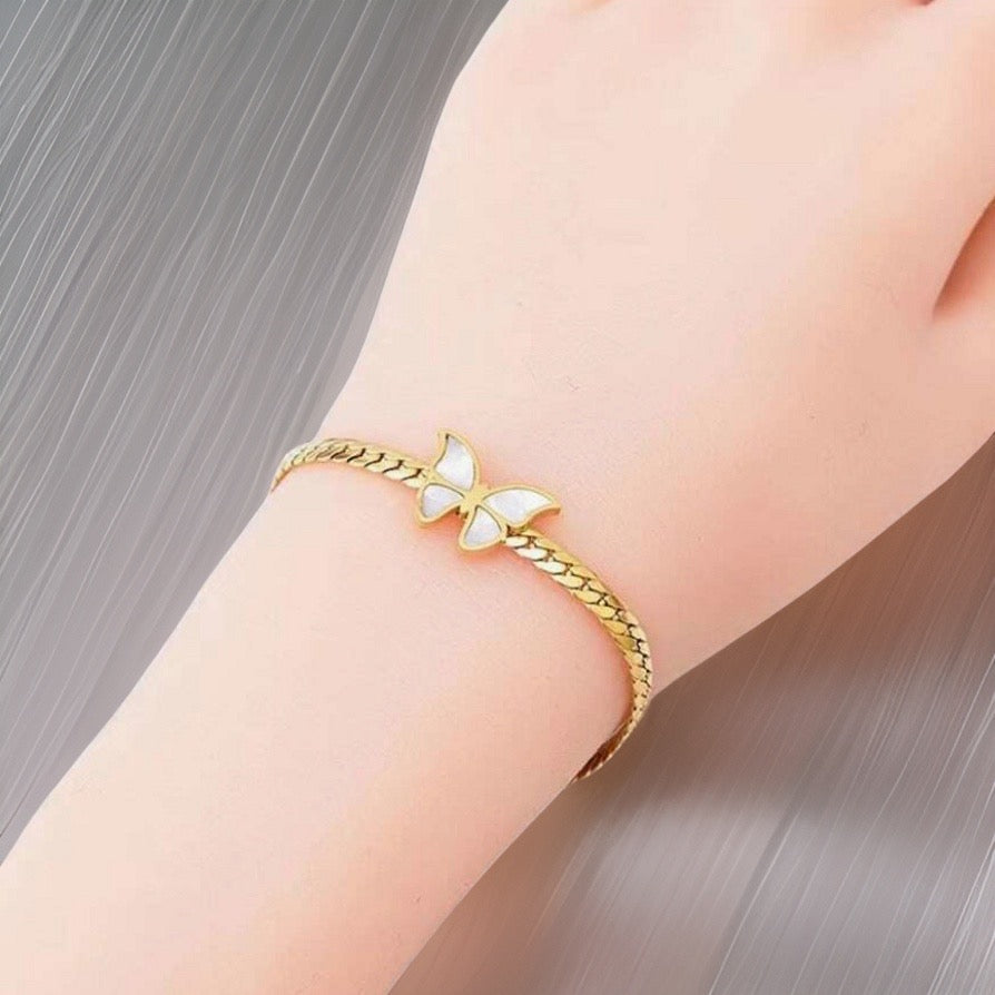 Bobbie Butterfly Braceletv / 18K Gold Plated - Nina Kane Jewellery