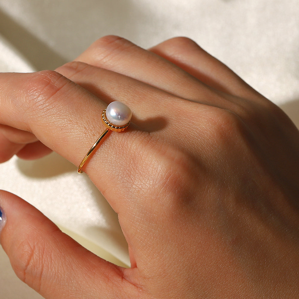 Delphi Freshwater Pearl Ring / 18K Gold Plated