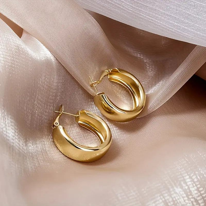 Vanessa Chunky Gold Hoop Earings / 18K Gold Plated