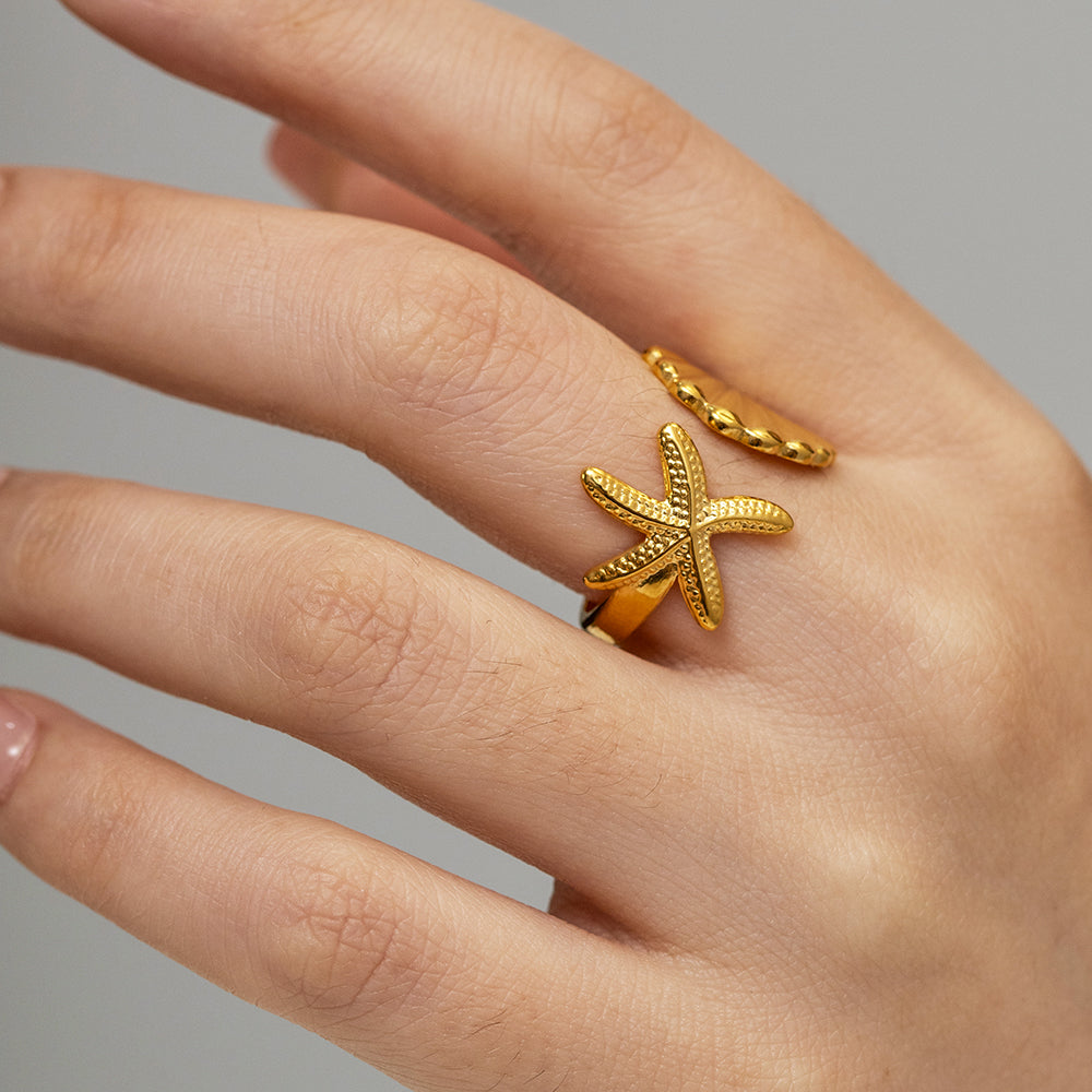 Seaside Starfish & Shell Ring / 18K Gold Plated
