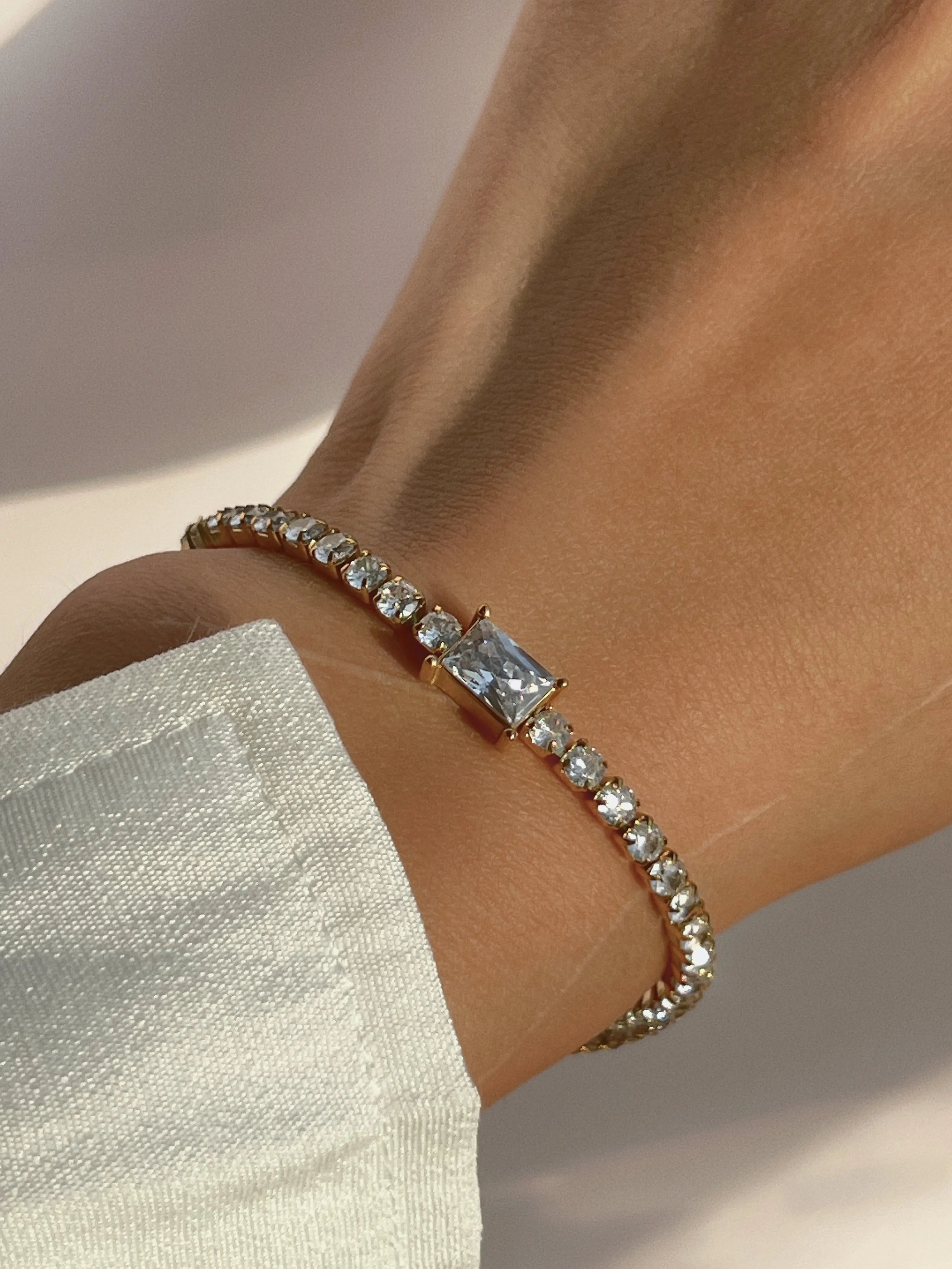 Melissa Zircon Diamond Bracelet / 18K Gold Plated - Nina Kane Jewellery