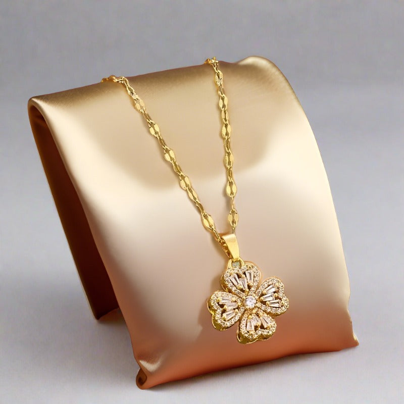 Alberta Good Luck Spinning Clover Pendant / Stainless Steel - Nina Kane Jewellery