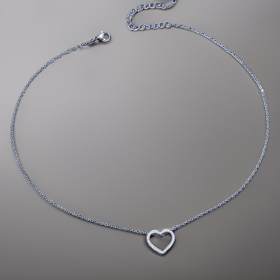 Catalina Silver Heart Necklace / Stainleds Steel - Nina Kane Jewellery