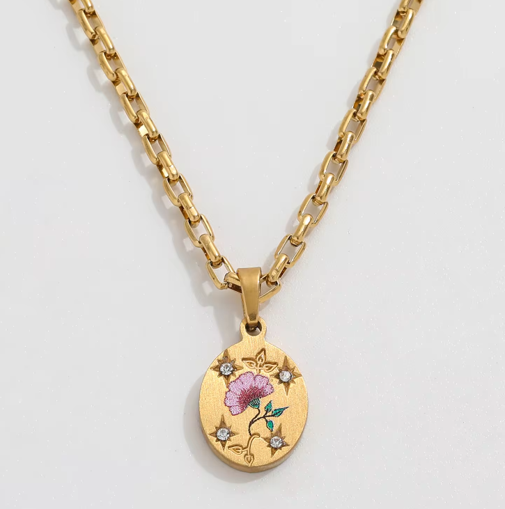 Vintage Romantic Pendants / 18K Gold Plated - Nina Kane Jewellery