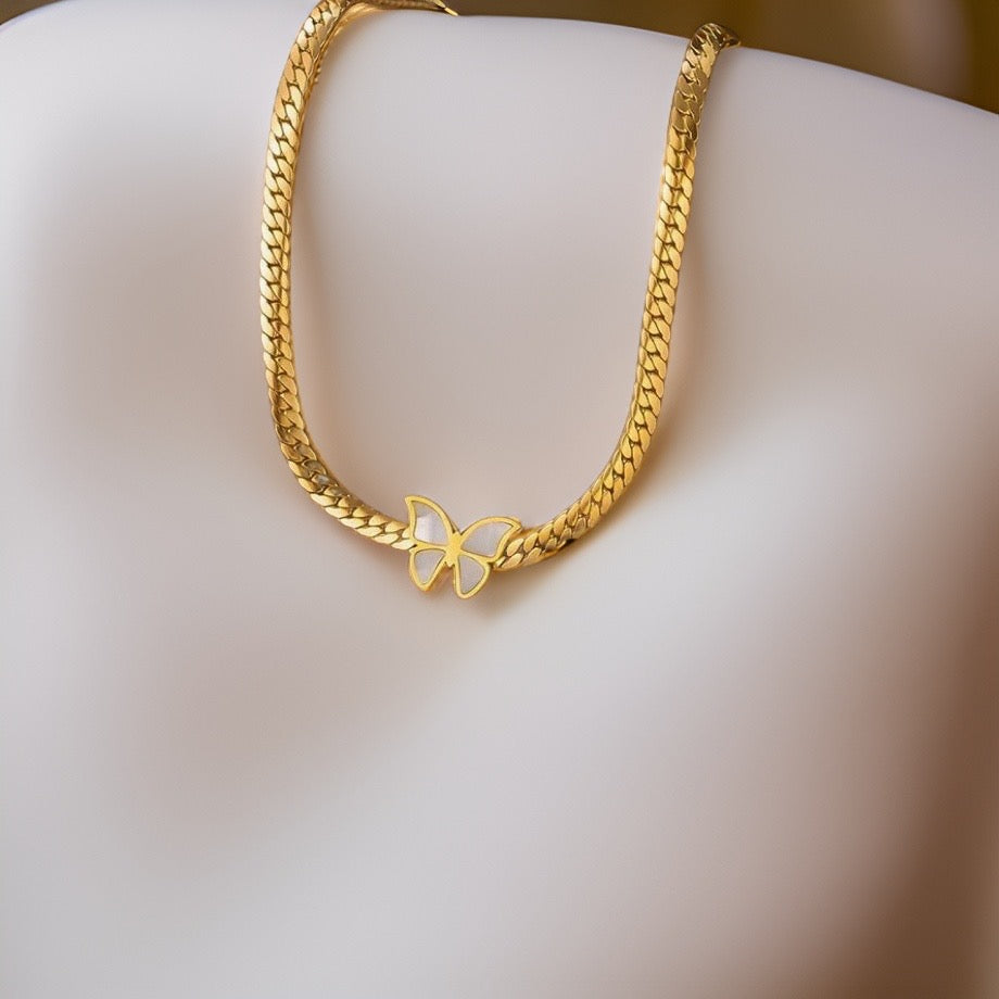 Bobbie Butterfly Necklace / 18K Gold Plated - Nina Kane Jewellery