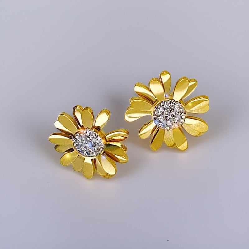 Louise Golden Daisy Earrings / 18K Gold Plated - Nina Kane Jewellery