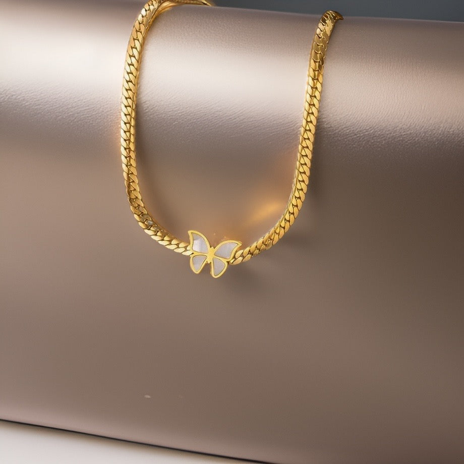 Bobbie Butterfly Necklace / 18K Gold Plated - Nina Kane Jewellery