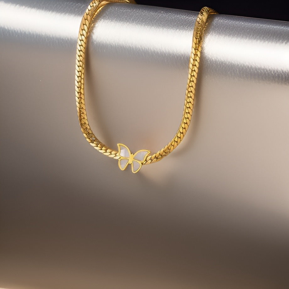 Bobbie Butterfly Necklace / 18K Gold Plated - Nina Kane Jewellery