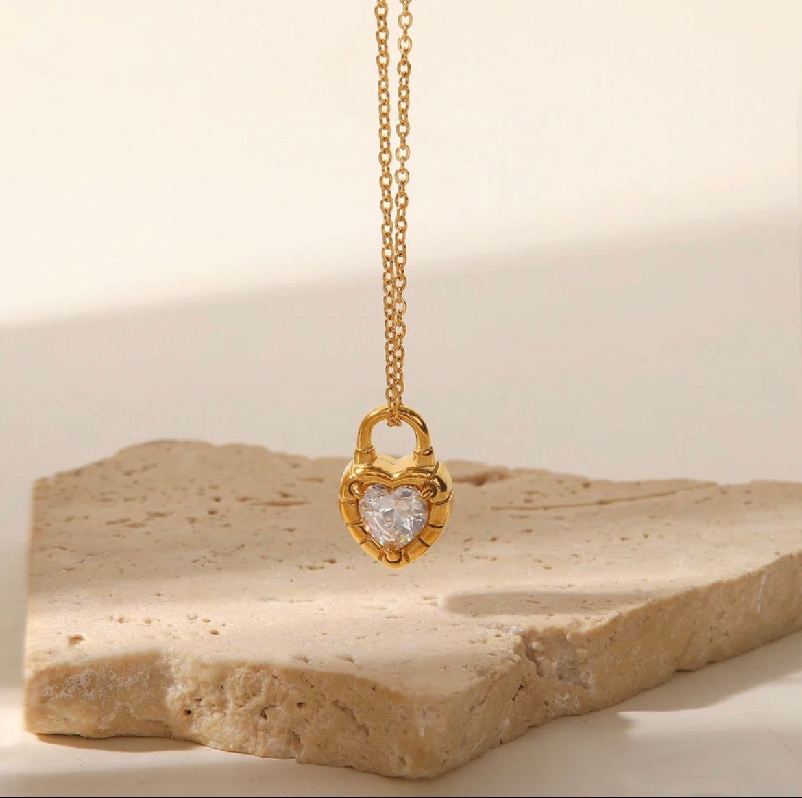 Keira Heart Lock Necklace / 18K Gold Plated