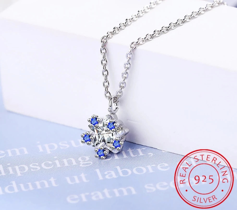 Anna Snowflake Necklace / 925 Sterling Silver - Nina Kane Jewellery