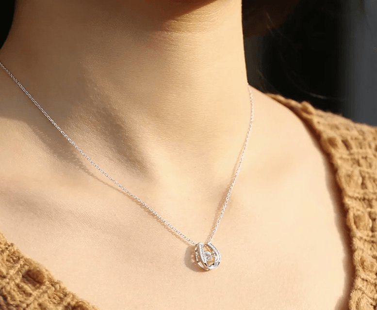 Marianna Horseshoe Necklace / 925 Sterling Silver - Nina Kane Jewellery