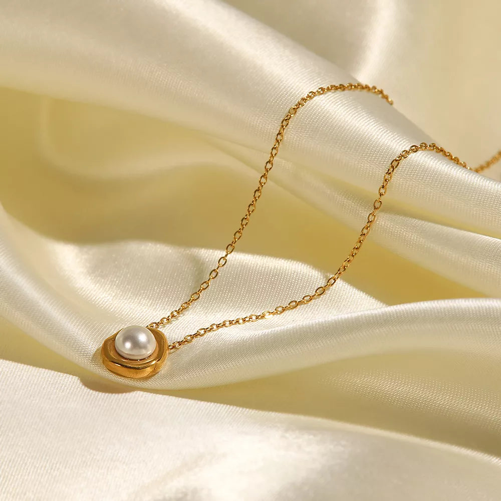 Megan Pearl Gold Necklace / Stainless Steel - Nina Kane Jewellery