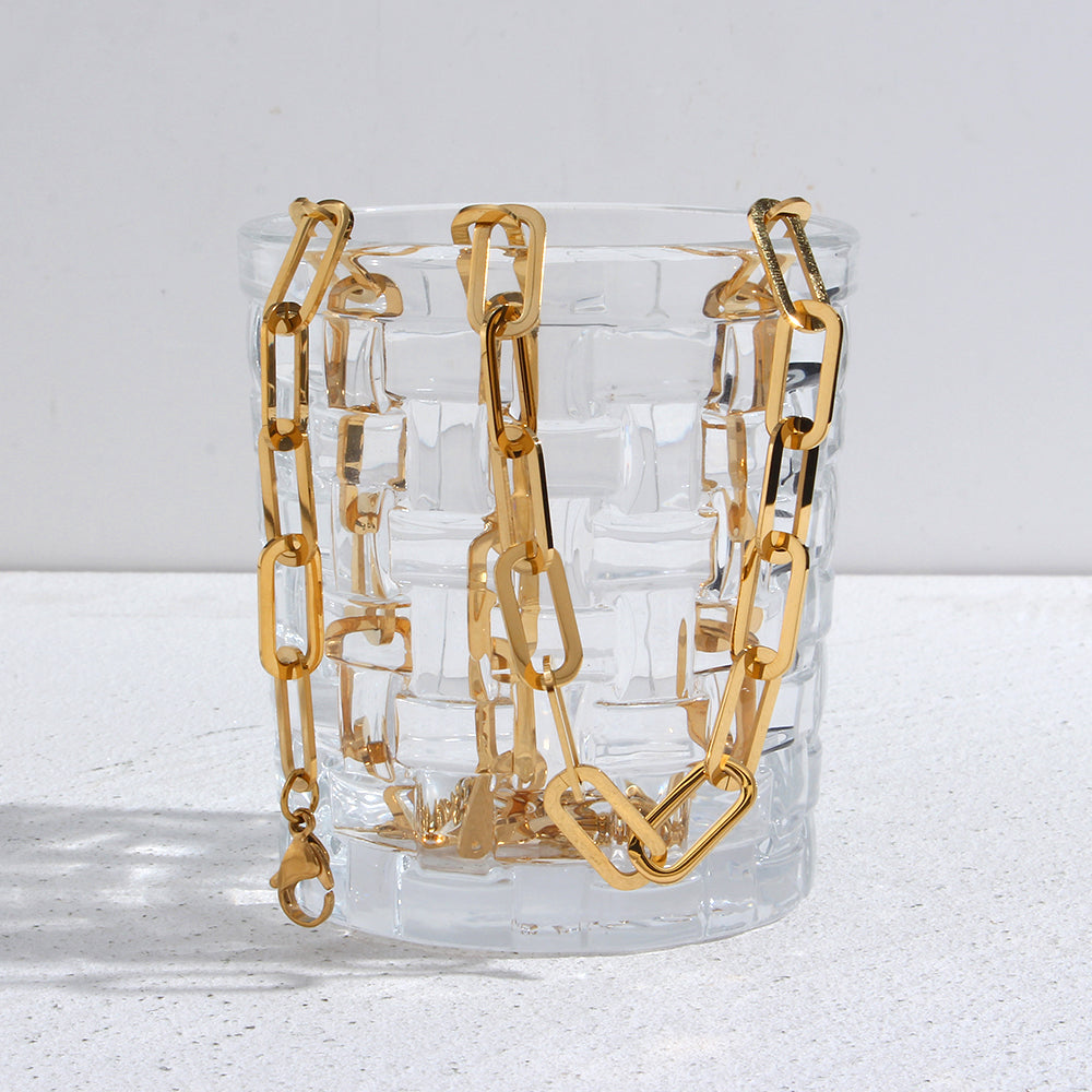 Aurora Minimalist Clip Chain Necklace / 18K Gold Plated