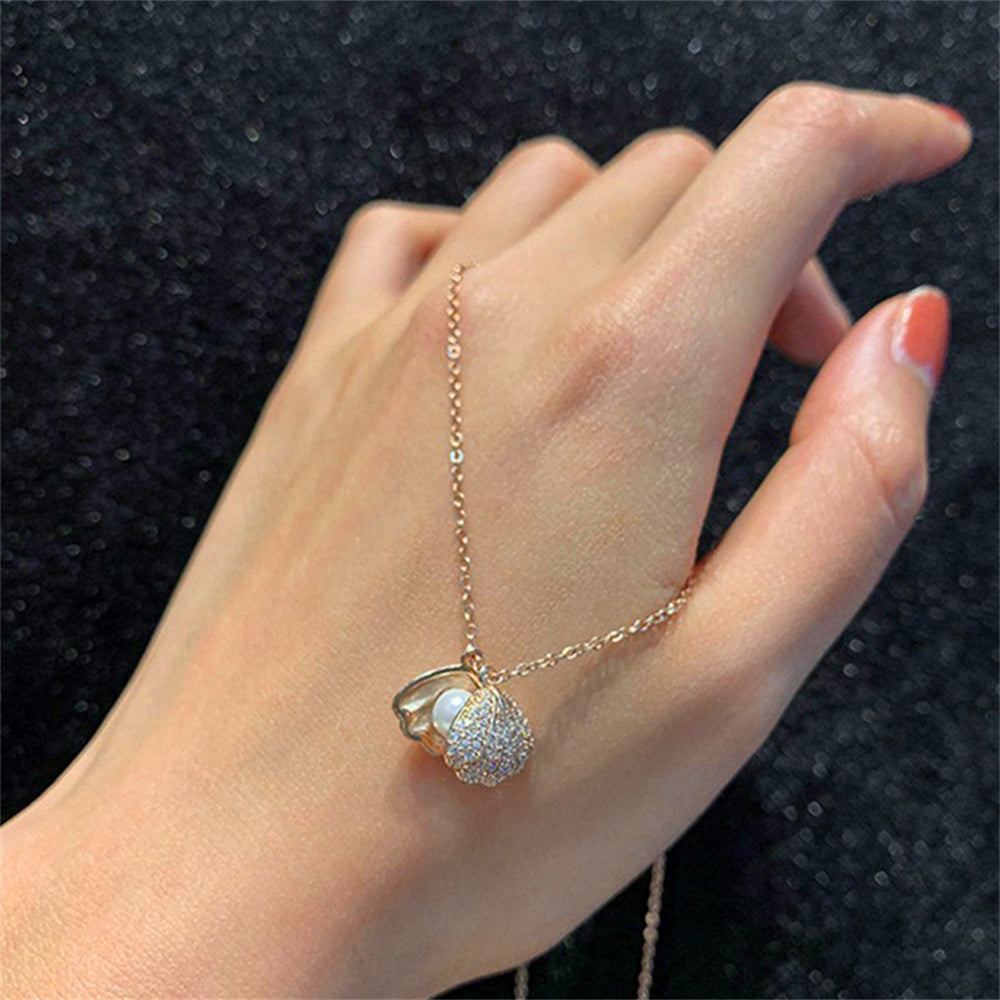 Luna Freshwater Pearl Necklaces / 925 Sterling Silver