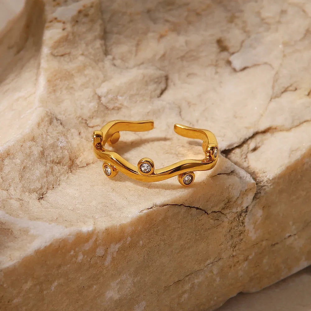 Mercia Willow Leaf Ring / 18K Gold Plated - Nina Kane Jewellery