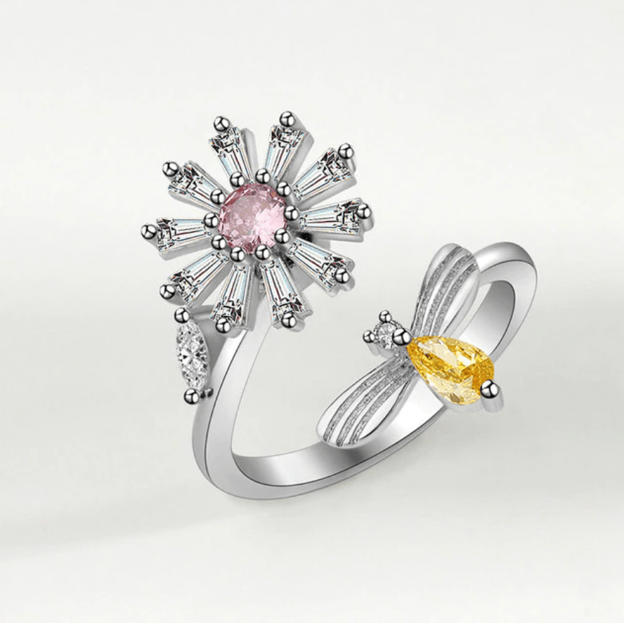 Mia 2025 gold jewellery