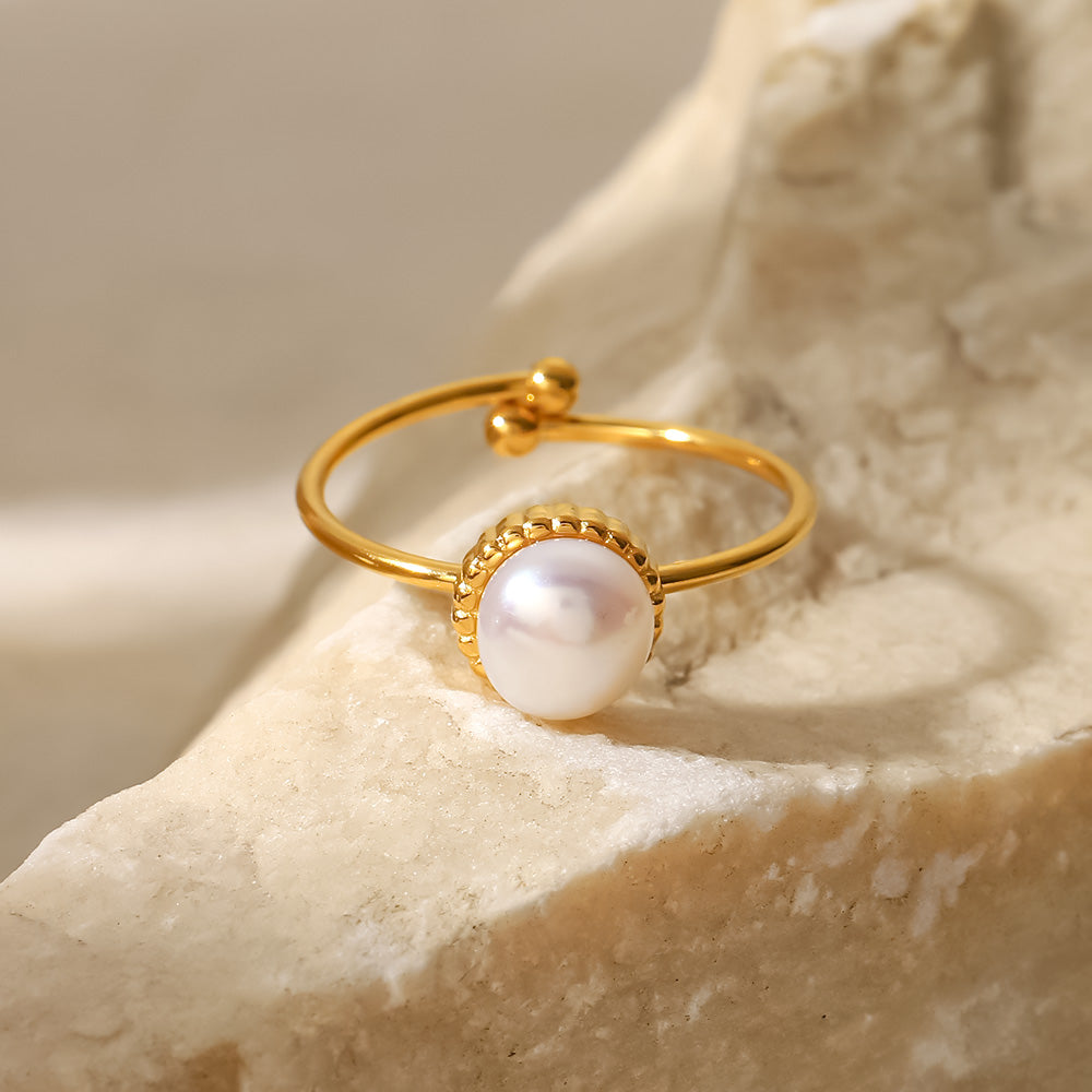 Delphi Freshwater Pearl Ring / 18K Gold Plated