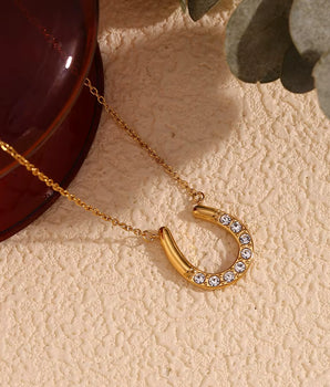 The Horshoe Necklaces / 18K Gold Plated