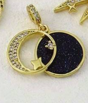 The Round Celestial Charm / 18K Gold Plated