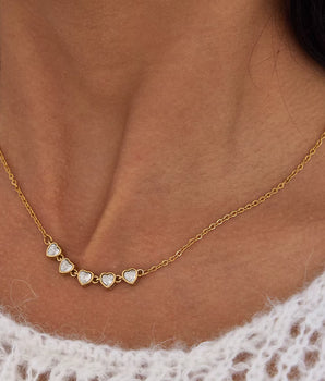 The Khloe Heart Necklace / 18K Gold Plated