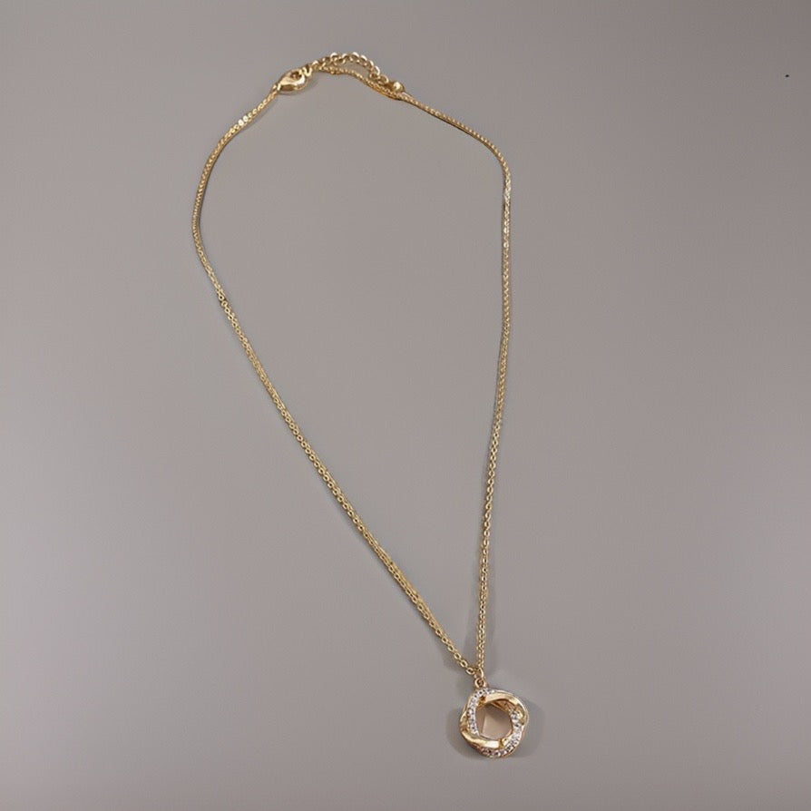 Kaylee Geometric Circle Necklace / 18K Gold Plated - Nina Kane Jewellery