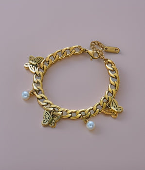 Circe Butterfly & Pearl Charm Bracelet / 18K Gold Plated - Nina Kane Jewellery