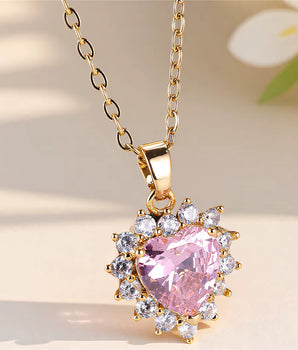 The Gloria Heart Necklace / 18K Gold Plated