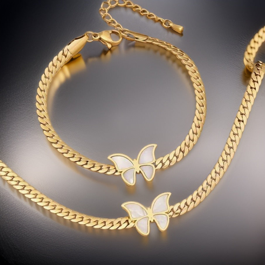 Bobbie Butterfly Necklace / 18K Gold Plated - Nina Kane Jewellery