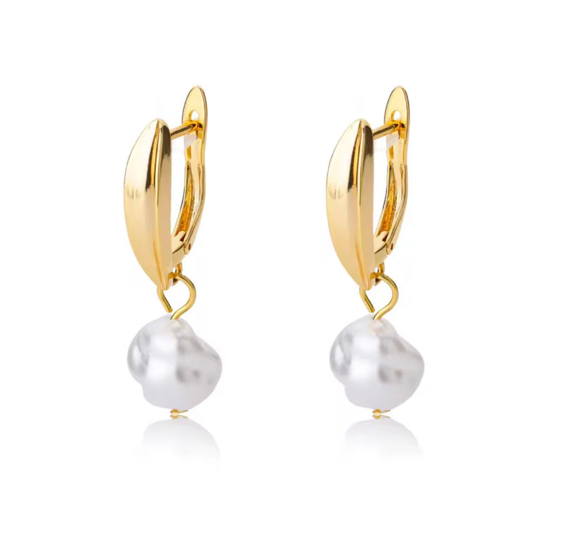Adrianne Pearl Earrings