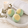 Apple Pie & Custard Luxury Bath Bomb view 2