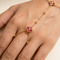 The Indre 3 Clover Handchain view 4