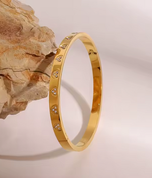 Carrie Heart Crystal Bangle / 18K Gold Plated - Nina Kane Jewellery