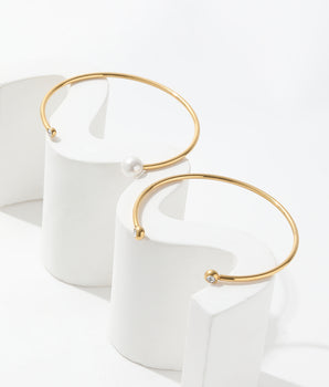Barcelona Gold Adjustable Bangle / 18K Gold Plated