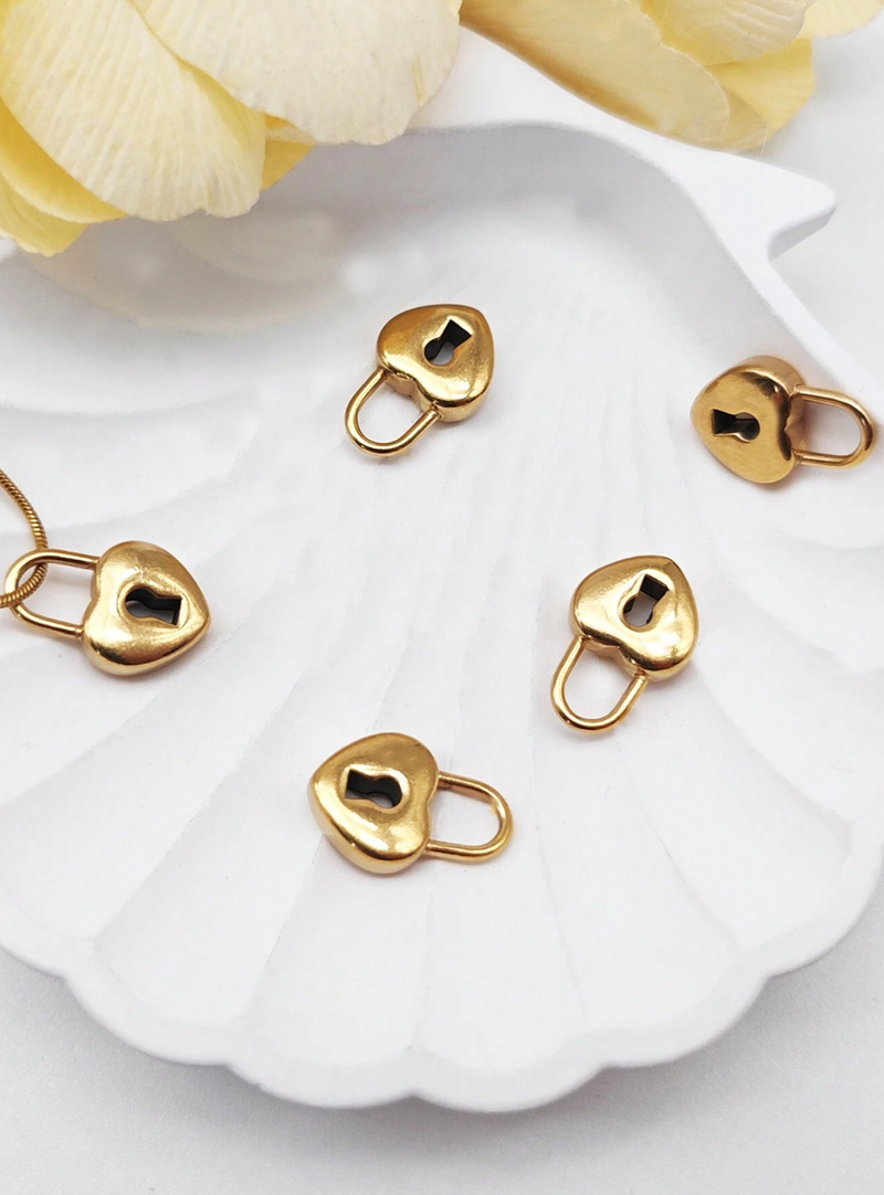 The Heart Lock Charm / 18K Gold Plated