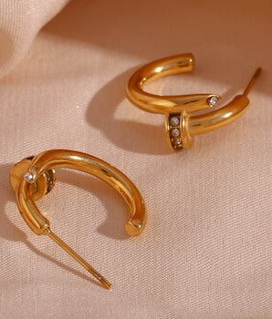 Pamela Rhinestone Nail Earrings / Stainless Steel