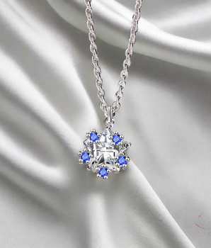 Anna Snowflake Necklace / 925 Sterling Silver - Nina Kane Jewellery