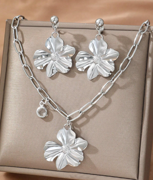 Chunky Oversize Daisy Chains / 18K Gold Plated - Nina Kane Jewellery