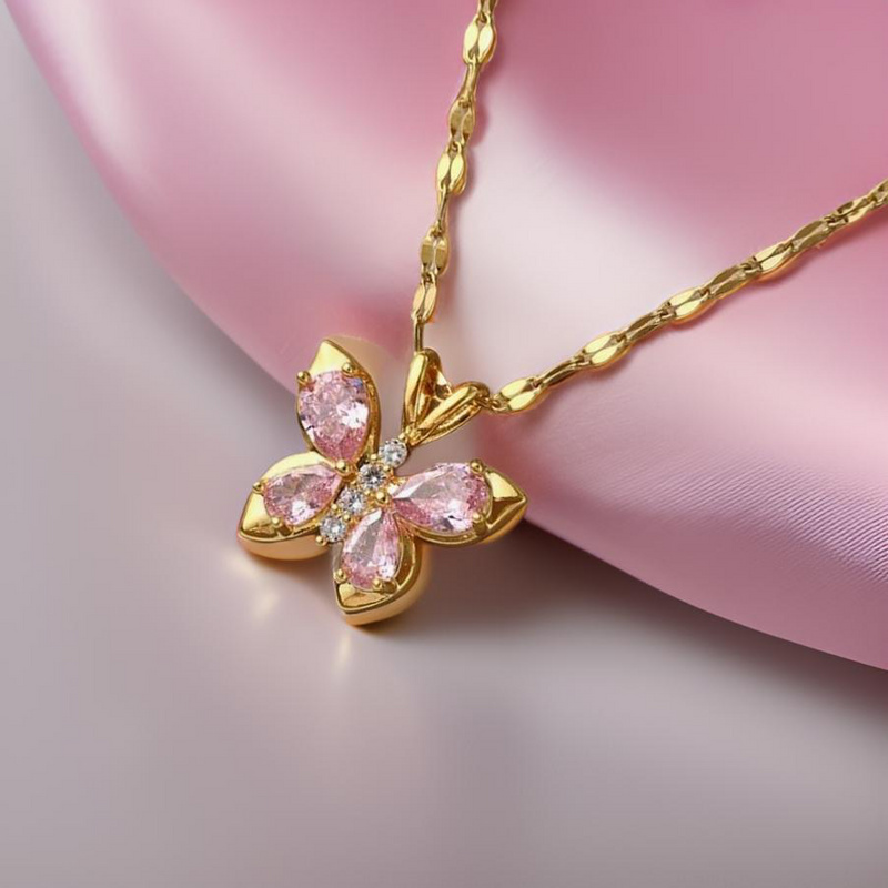 Lila Crystal Butterfly Necklaces / 18K Gold Plated