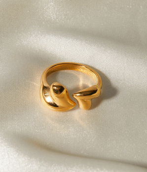 Ella Double Hearts Ring / 18K Gold Plated - Nina Kane Jewellery