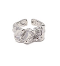 Milla Crumpled Chunky Ring / 18K Gold Plated view 7
