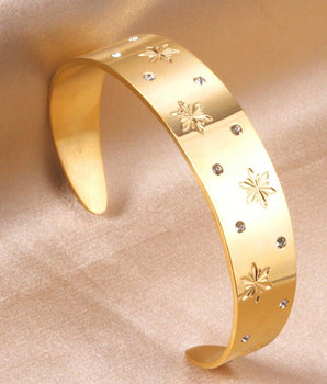 Sloan Snowflake Diamond Bangle / 14K Gold Plated - Nina Kane Jewellery
