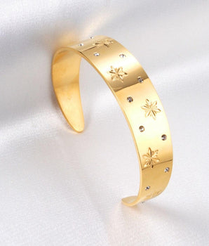 Sloan Snowflake Diamond Bangle / 14K Gold Plated - Nina Kane Jewellery